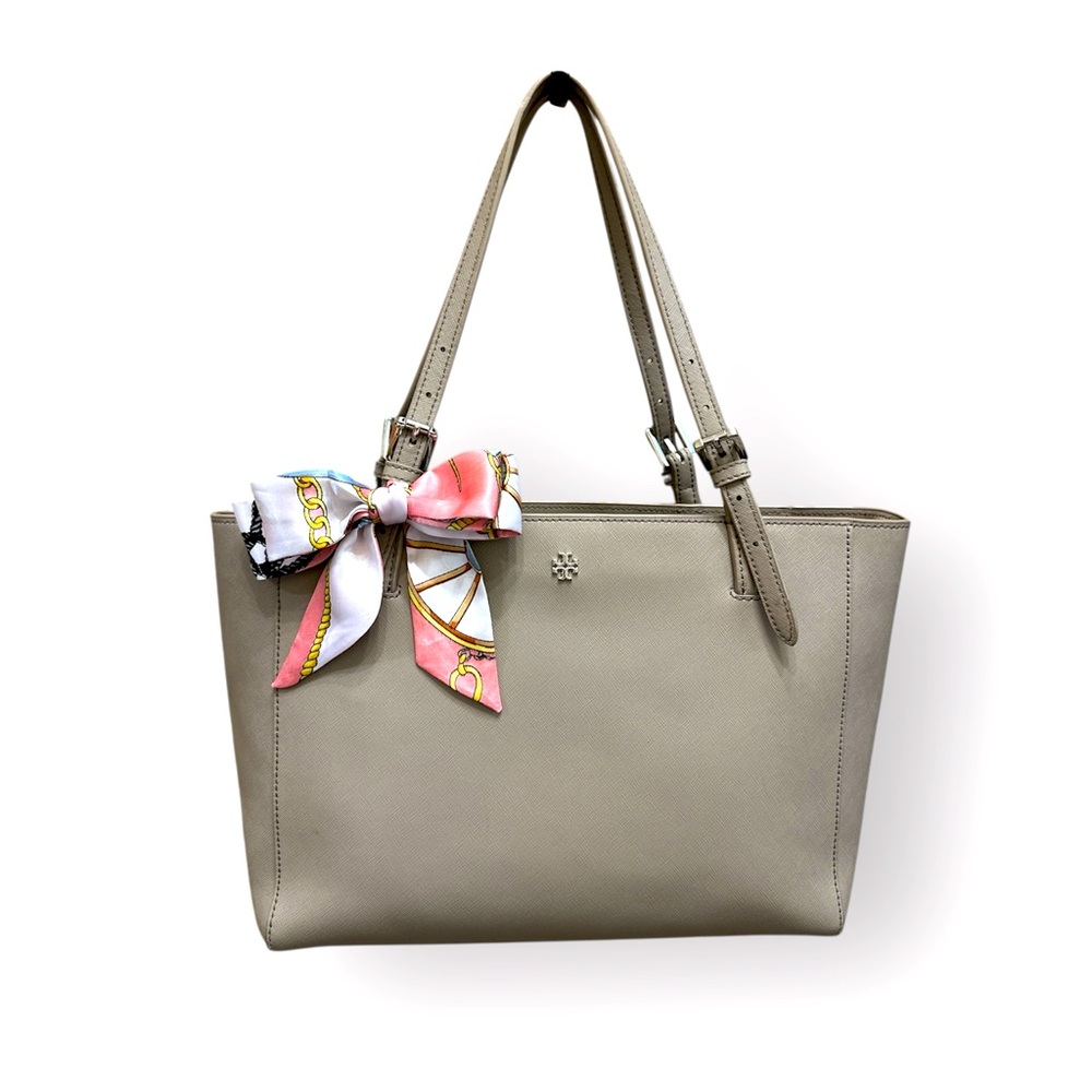 Tory Burch Emerson Buckle Tote - French Gray